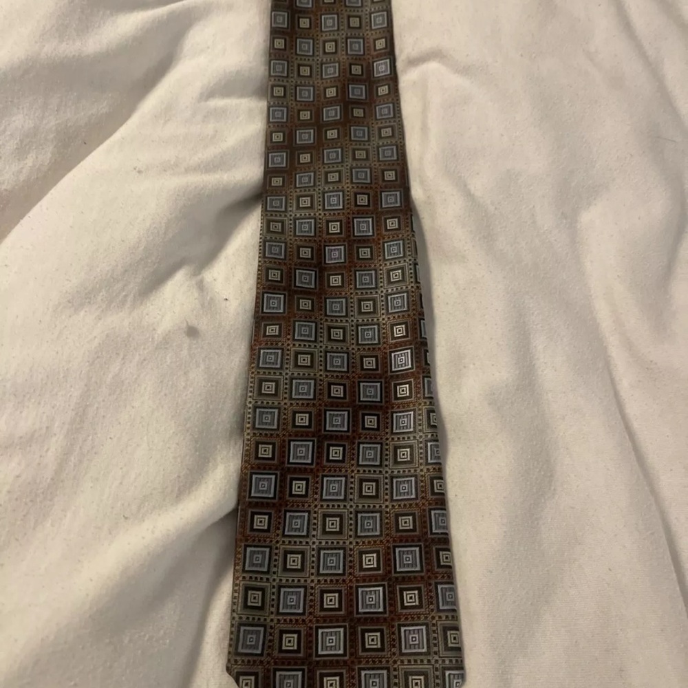 Geometric Patterned Tie in Brown and Gray